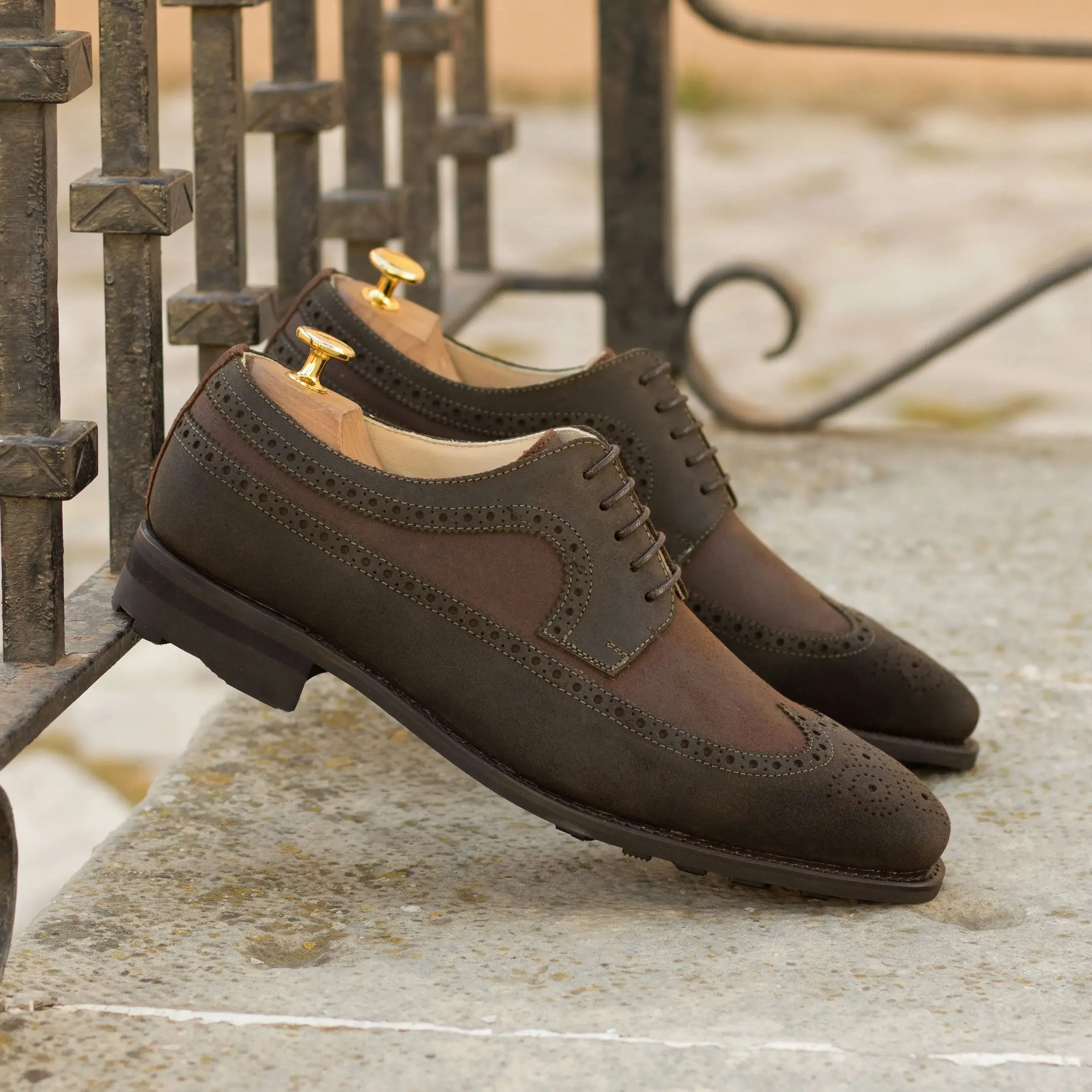 DapperFam Zephyr in Brown Men's Italain Suede Longwing Blucher