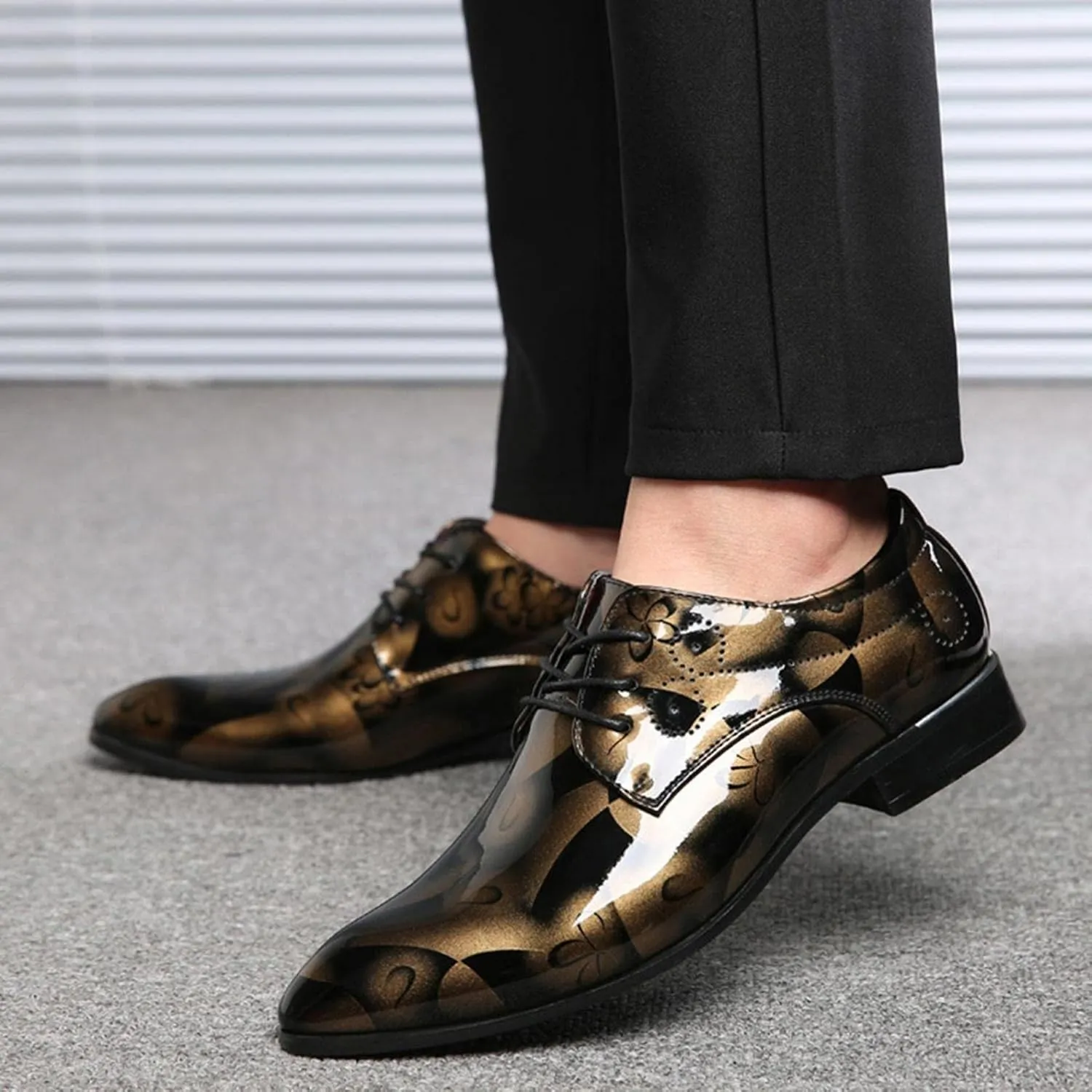 Hbeylia Men's Leather Classic Dress Oxfords Shoes Lace Up Formal Business Fashion Closed Pointed Toe Oxford Dress Shoes Tuxedo Oxford Wingtip Modern Shoes For Men Business Office Work Wedding