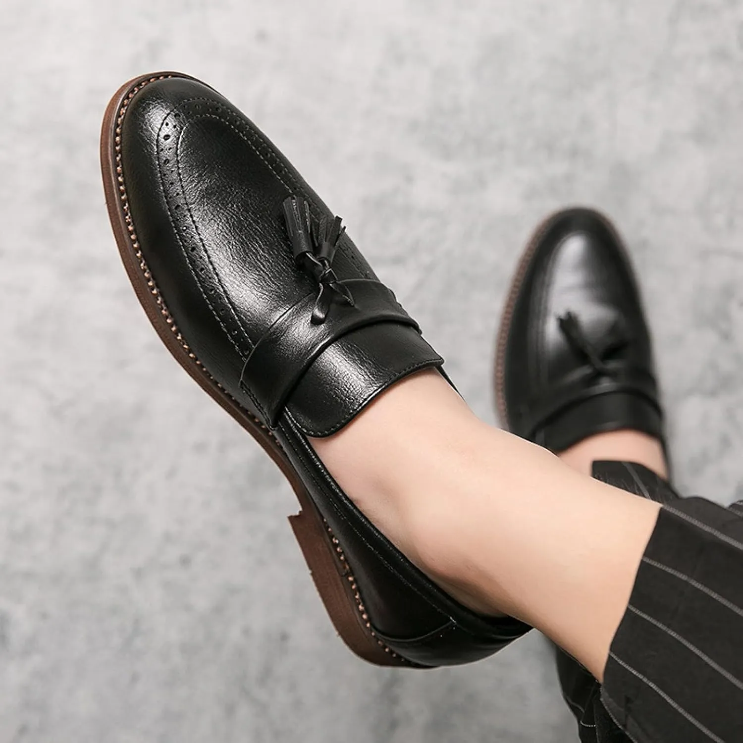 Men's Tassel Pointed Toe Chunky Low Heel Oxford Shoes Comfortable Breathable Slip On Dress Brogue Loafers Formal Business Party Wedding Shoes