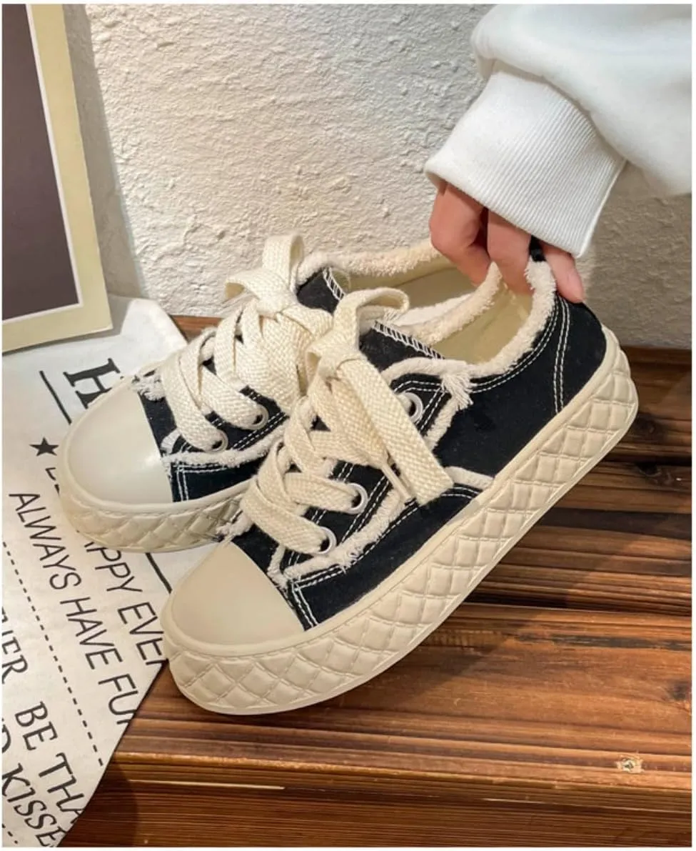 Y2K Canvas Sneakers for Women Breathable Flat Lace Up Round Toe Shoes for Walking Running Casual Wear Spring Summer Skating Versatile Design